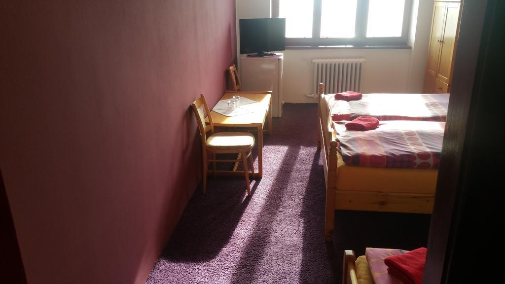 Hotel Koruna Rožnov pod Radhoštěm Δωμάτιο φωτογραφία