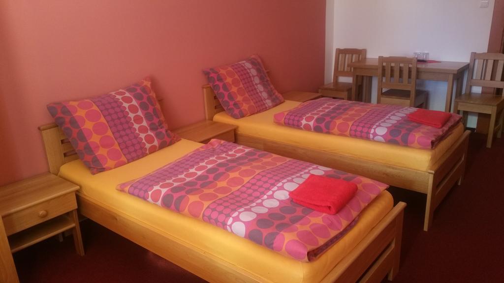 Hotel Koruna Rožnov pod Radhoštěm Δωμάτιο φωτογραφία