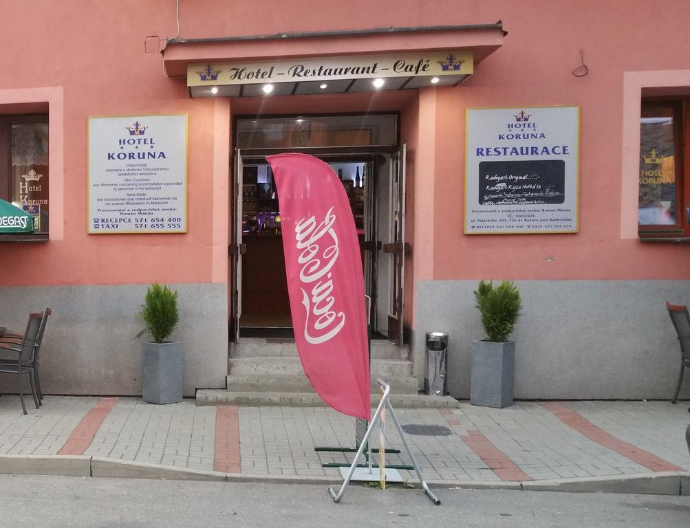 Hotel Koruna Rožnov pod Radhoštěm Εξωτερικό φωτογραφία