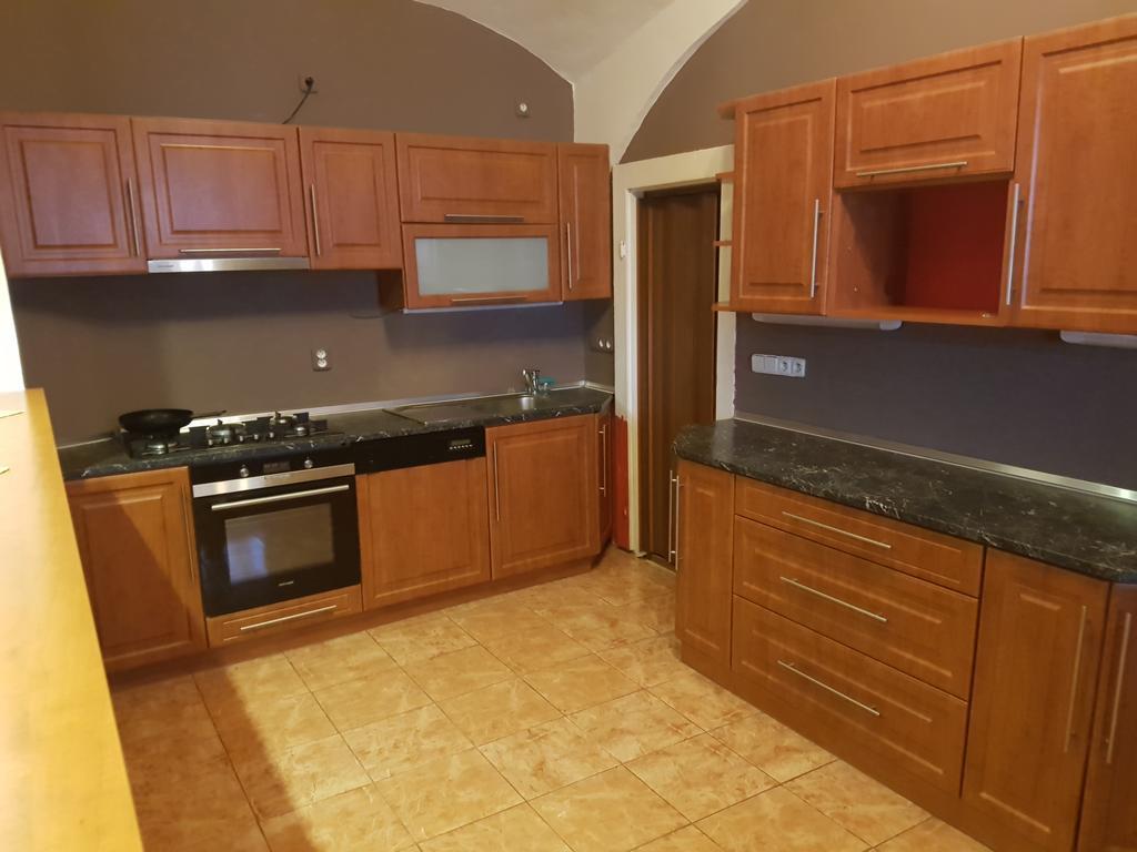 Hotel Koruna Rožnov pod Radhoštěm Εξωτερικό φωτογραφία